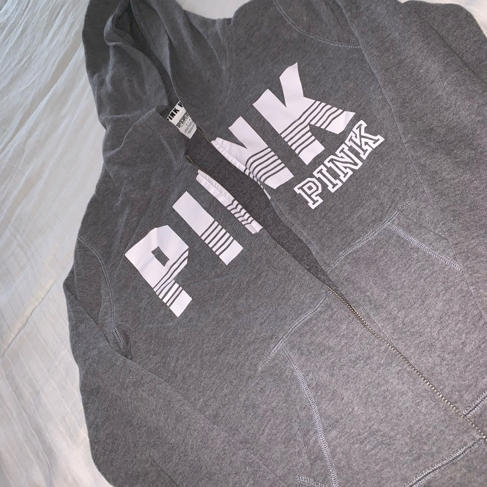 zip up - Picture 2 of 3